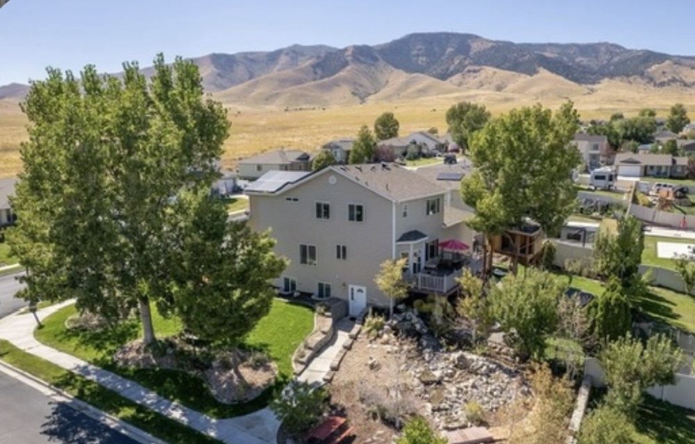 Completed roof replacement on a Utah County home